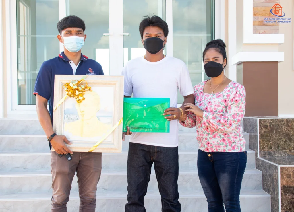 ส่งมอบบ้าน คุณอมรรัตน์  (ต.บึงบูรพ์ อ.บึงบูรพ์ จ.ศรีสะเกษ)