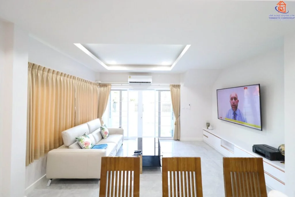 ส่งมอบบ้าน คุณมณีรัตน์ (ต.คูสะคาม อ.วานรนิวาส จ.สกลนคร)