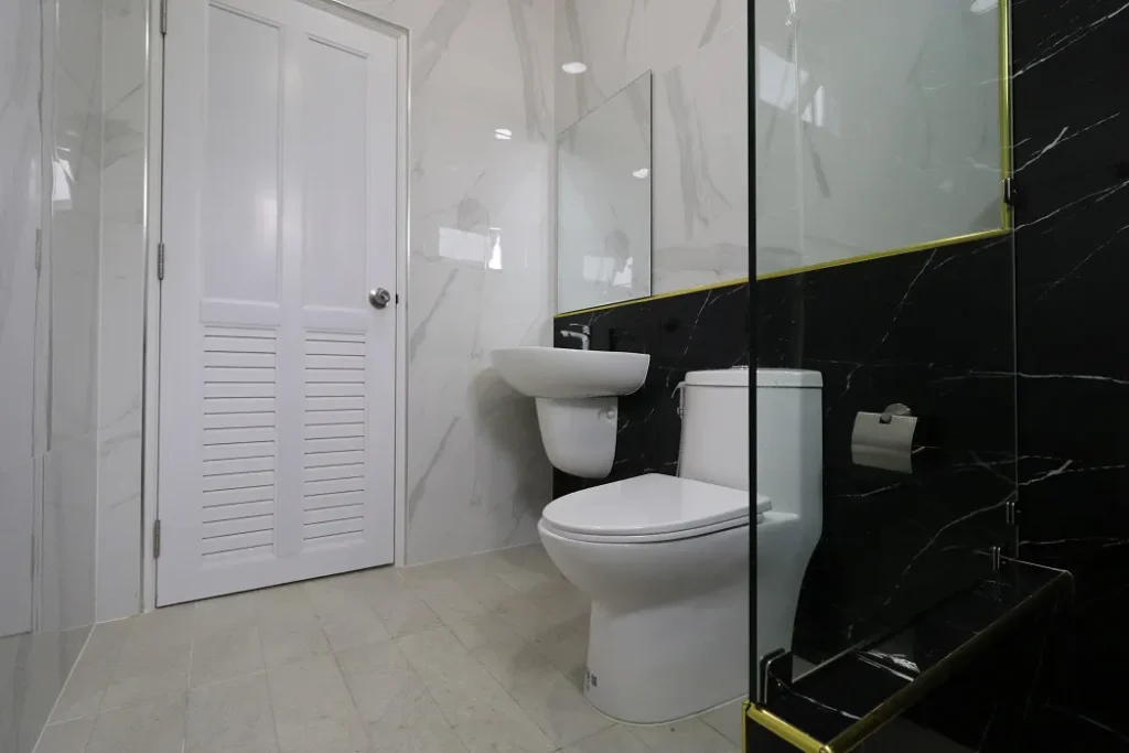 ส่งมอบบ้าน คุณอธิวัฒน์ (ต.ท่าหาดยาว อ.โพนทราย จ.ร้อยเอ็ด)