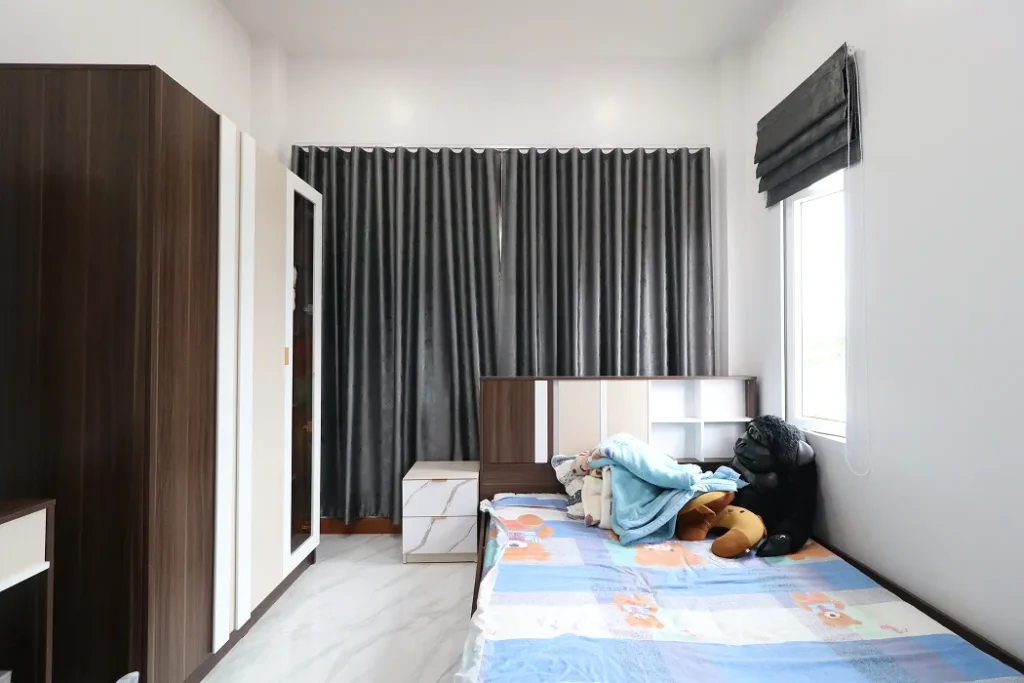 ส่งมอบบ้าน คุณอธิวัฒน์ (ต.ท่าหาดยาว อ.โพนทราย จ.ร้อยเอ็ด)