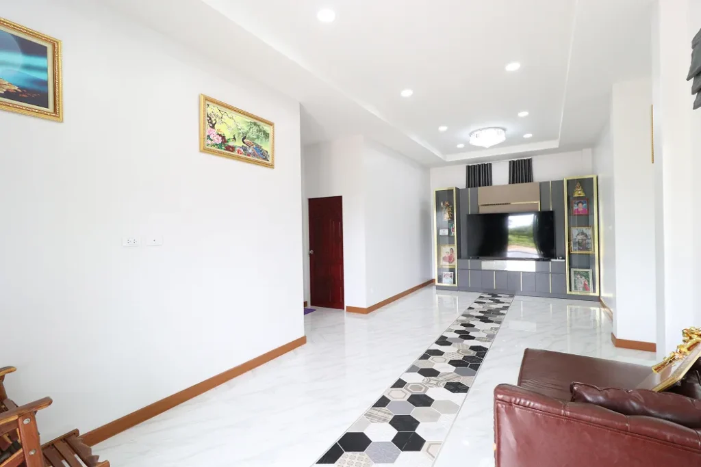 ส่งมอบบ้าน คุณอธิวัฒน์ (ต.ท่าหาดยาว อ.โพนทราย จ.ร้อยเอ็ด)