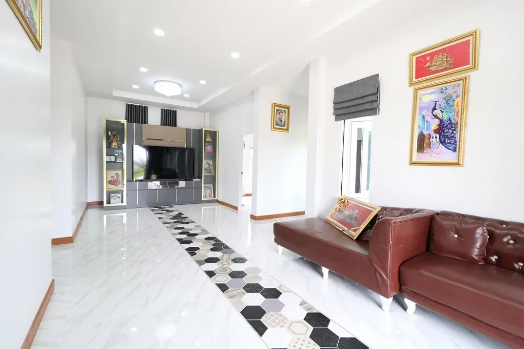 ส่งมอบบ้าน คุณอธิวัฒน์ (ต.ท่าหาดยาว อ.โพนทราย จ.ร้อยเอ็ด)