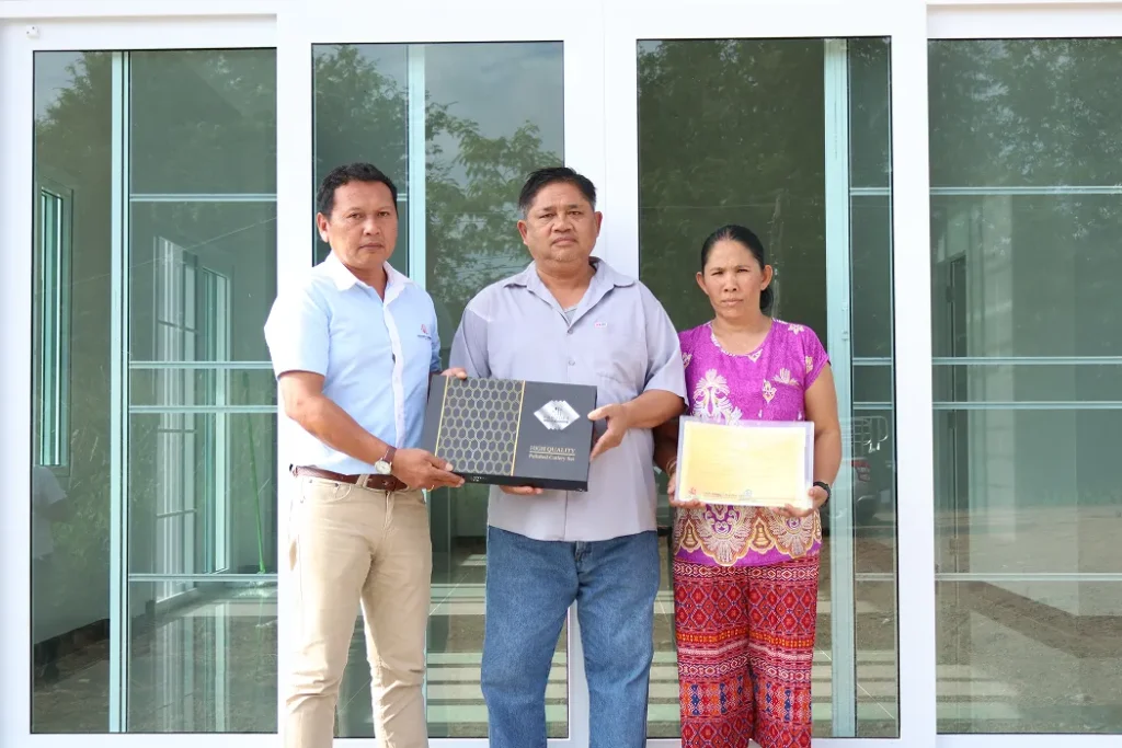 ส่งมอบบ้าน คุณกิ่งดาว (ต.สังหมี อ.วังน้ำเขียว จ.นครราชสีมา)