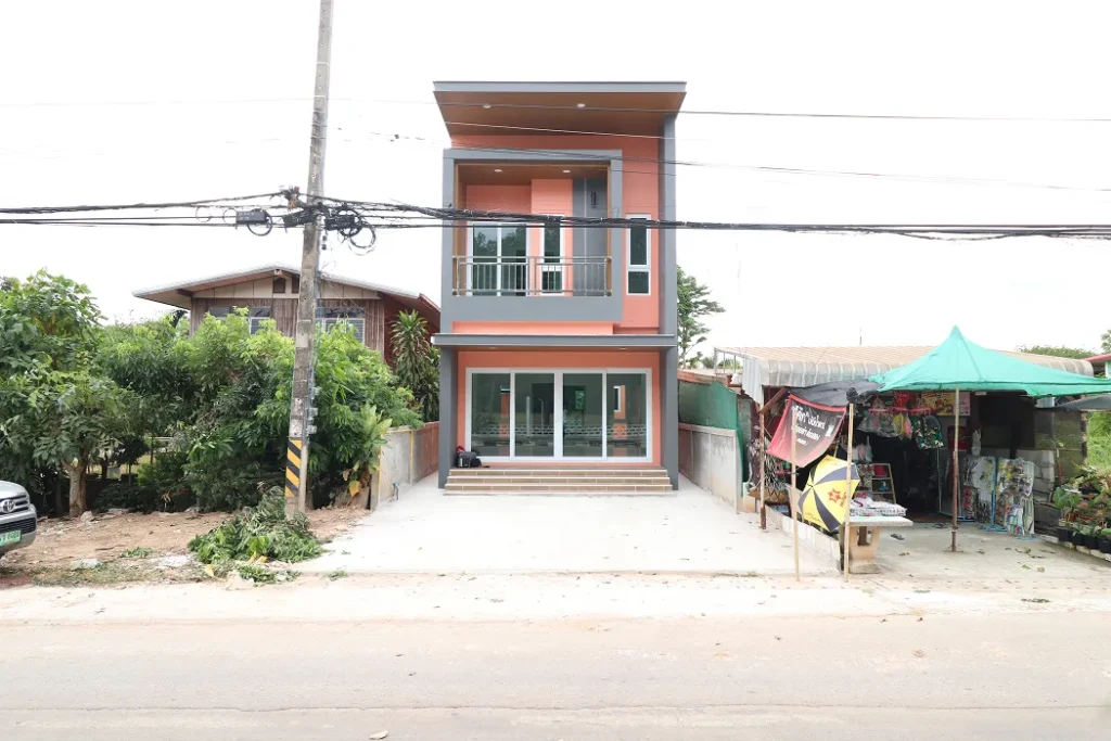 ส่งมอบบ้าน คุณวนิดา (ต.ส่องดาว อ.ส่องดาว จ.สกลนคร)