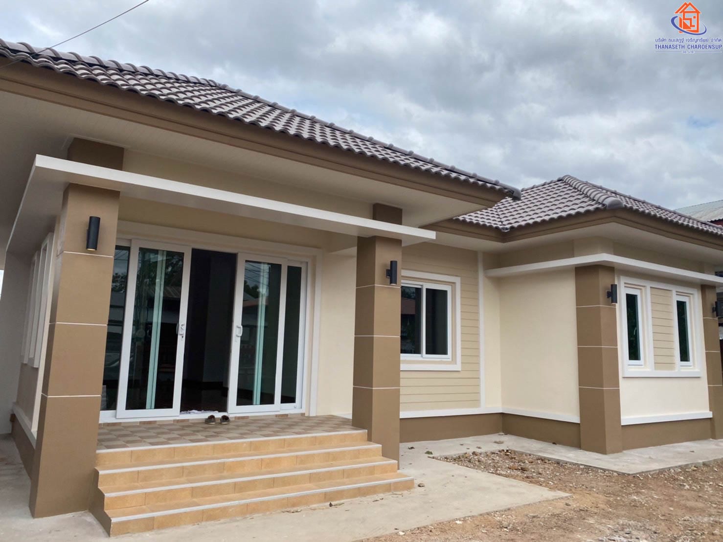 ส่งมอบบ้าน คุณไพลิน (เจ้าของบ้าน ต.โคกสูง อ.โพนทอง จ.ร้อยเอ็ด)