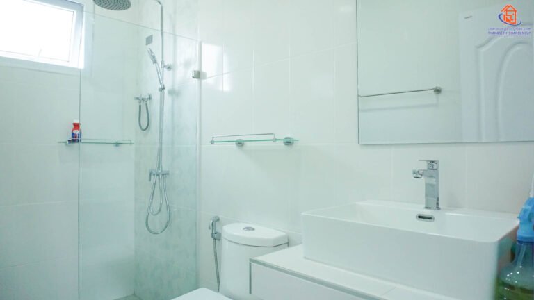 ส่งมอบบ้าน คุณกมลชนก (อ.เมืองกาฬสินธุ์ จ.กาฬสินธุ์)