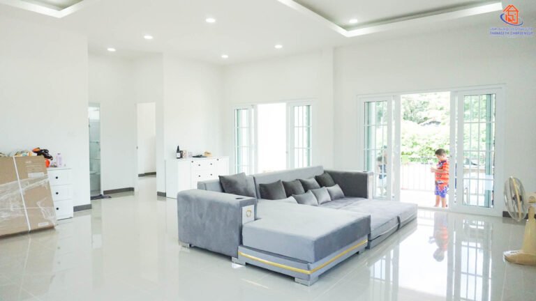 ส่งมอบบ้าน คุณกมลชนก (อ.เมืองกาฬสินธุ์ จ.กาฬสินธุ์)