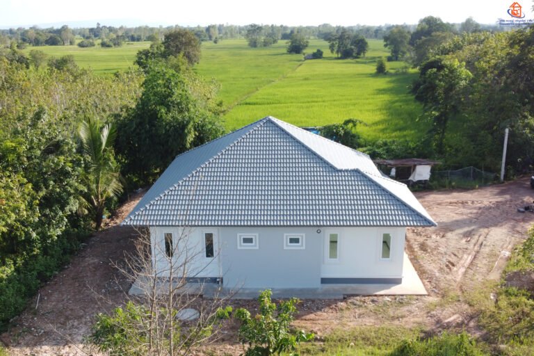 ส่งมอบบ้าน คุณเครือวรรณ (อ.สว่างแดนดิน จ.สกลนคร)