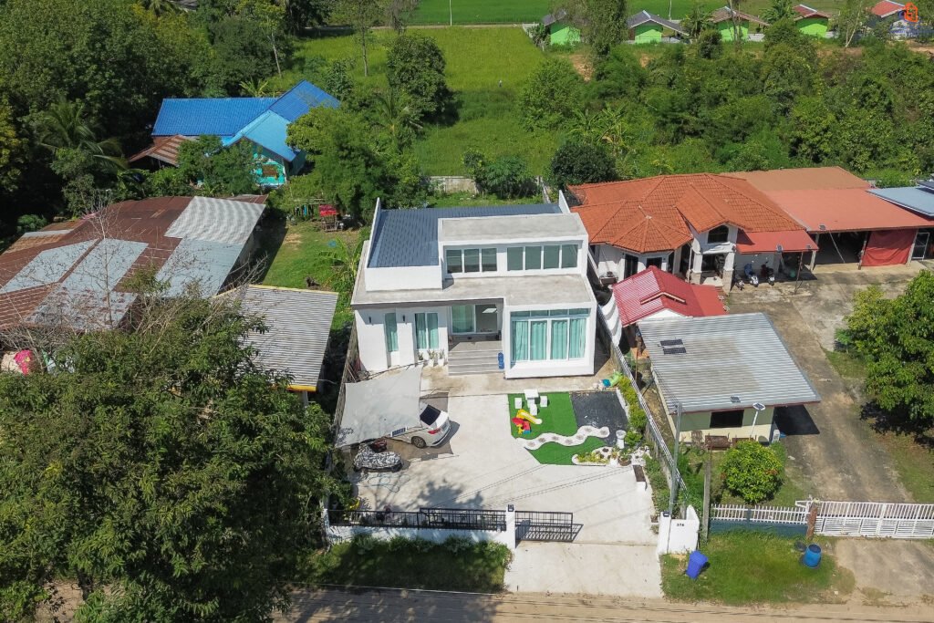 ส่งมอบบ้าน คุณธนายศ (อ.ส่องดาว จ.สกลนคร)