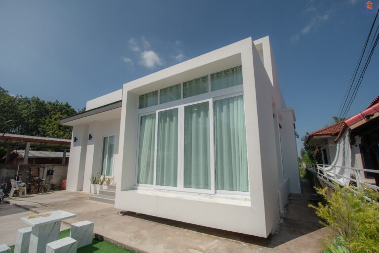 ส่งมอบบ้าน คุณธนายศ (อ.ส่องดาว จ.สกลนคร)