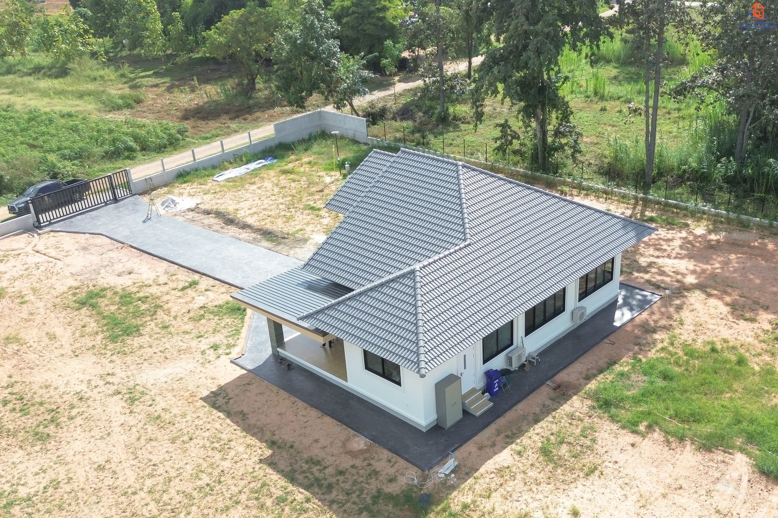 ส่งมอบบ้าน คุณปทุมทอง – ผลงานรับสร้างบ้าน อ.ปราสาท จ.สุรินทร์