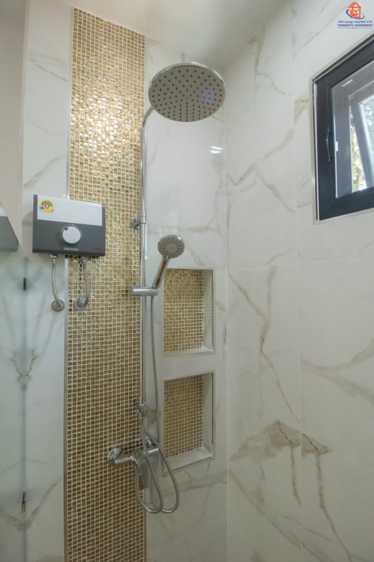 ส่งมอบบ้าน คุณปทุมทอง – ผลงานรับสร้างบ้าน อ.ปราสาท จ.สุรินทร์