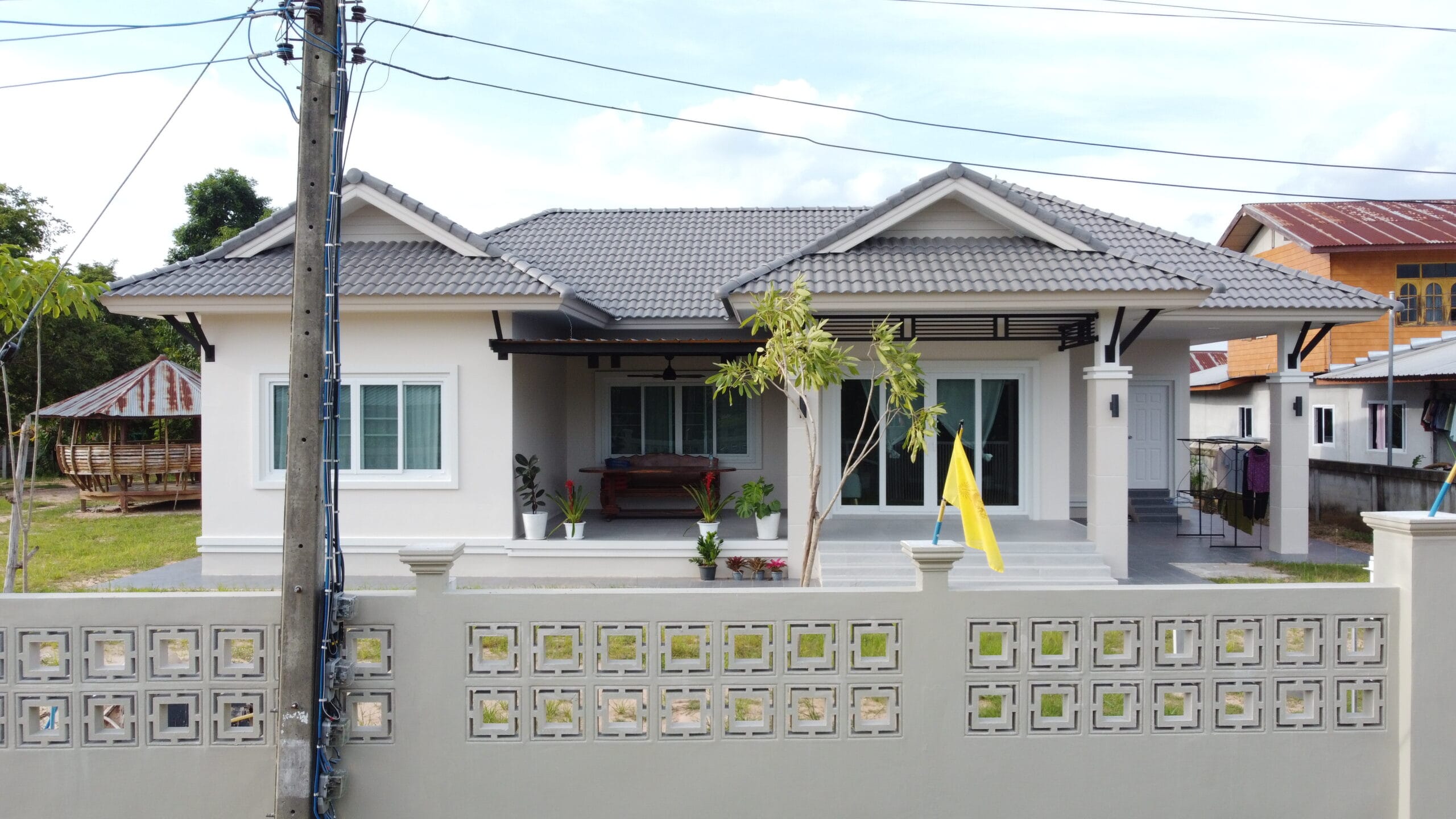 ส่งมอบบ้านคุณเฉลิมชัย ผลงานรับสร้างบ้าน (ต.พรสำราญ อ.คูเมือง จ.บุรีรัมย์)