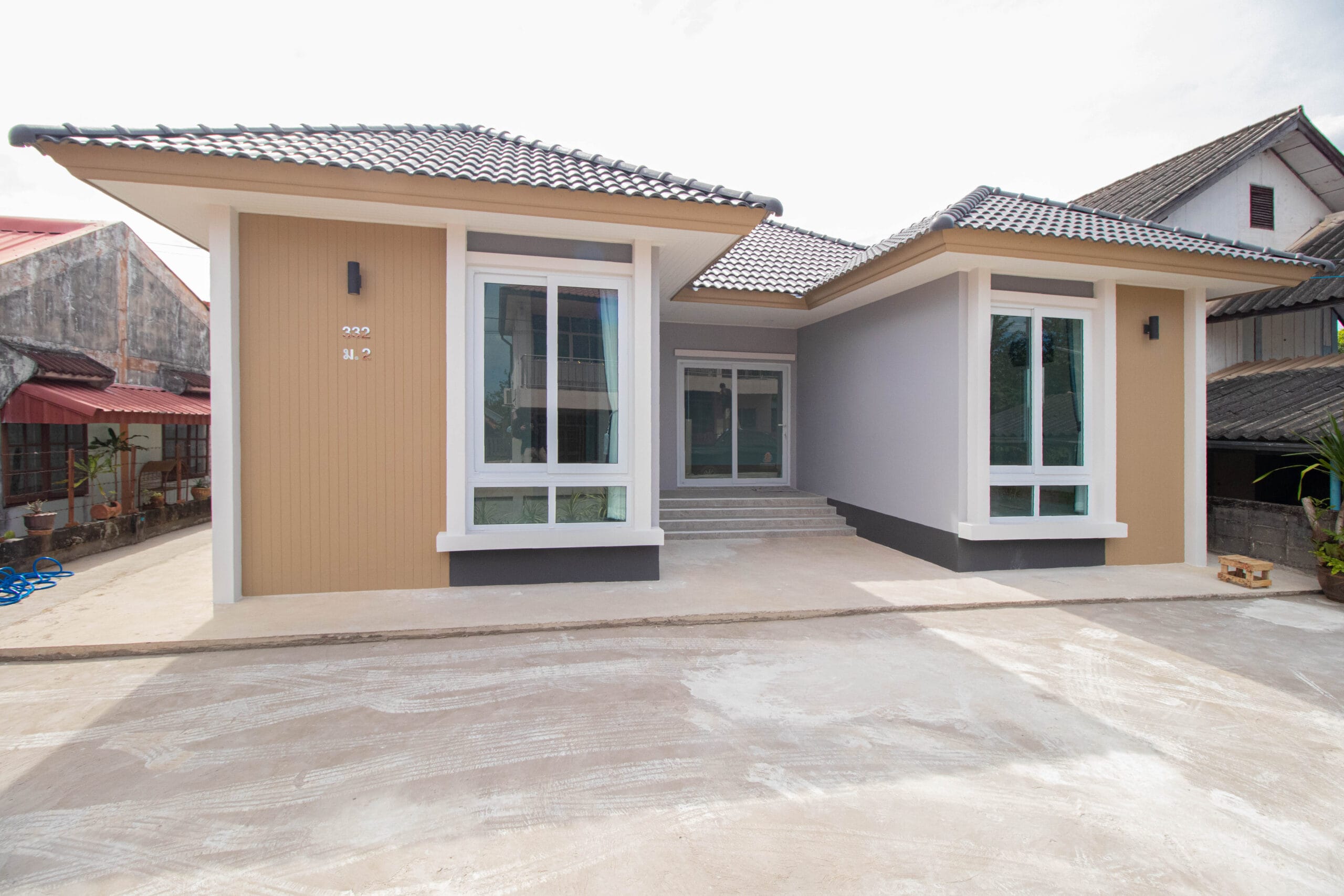 ส่งมอบบ้านคุณทัยวัน ผลงานรับสร้างบ้าน (อ.เมืองอุบลราชธานี จ.อุบลราชธานี)