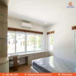 รายละเอียดหน้าต่างกระจกตัดแสงพิเศษ