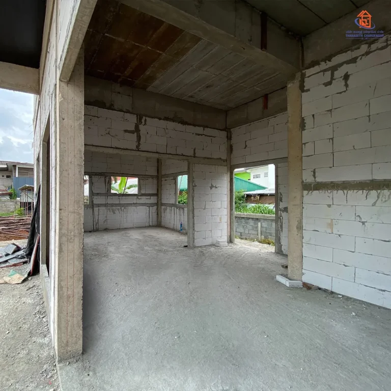 งานก่ออิฐผนังห้องน้ำภายในบ้านพักอาศัย ค.ส.ล. 2 ชั้น