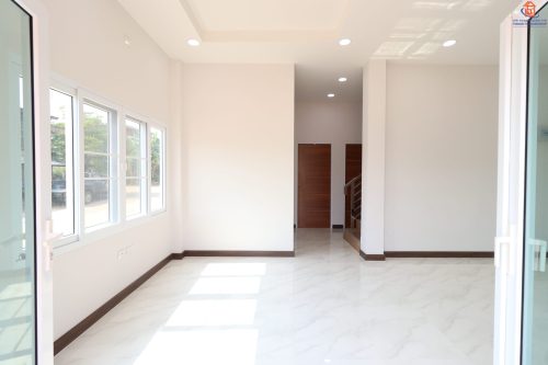 ส่งมอบบ้าน(ห้องนั่งเล่น) คุณกัญญารัตน์ (อ.วังสามหมอ จ.อุดรธานี)